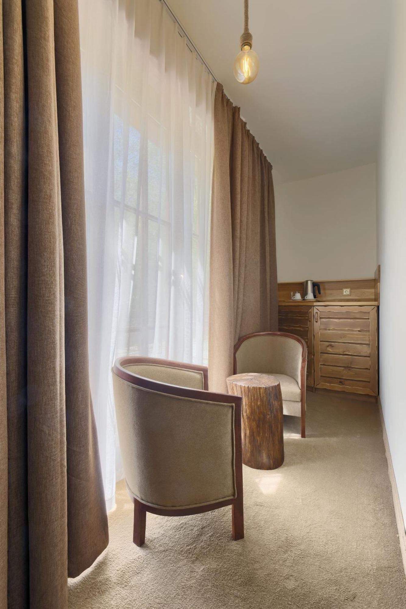 Hotel Apostolite 산단스키 외부 사진